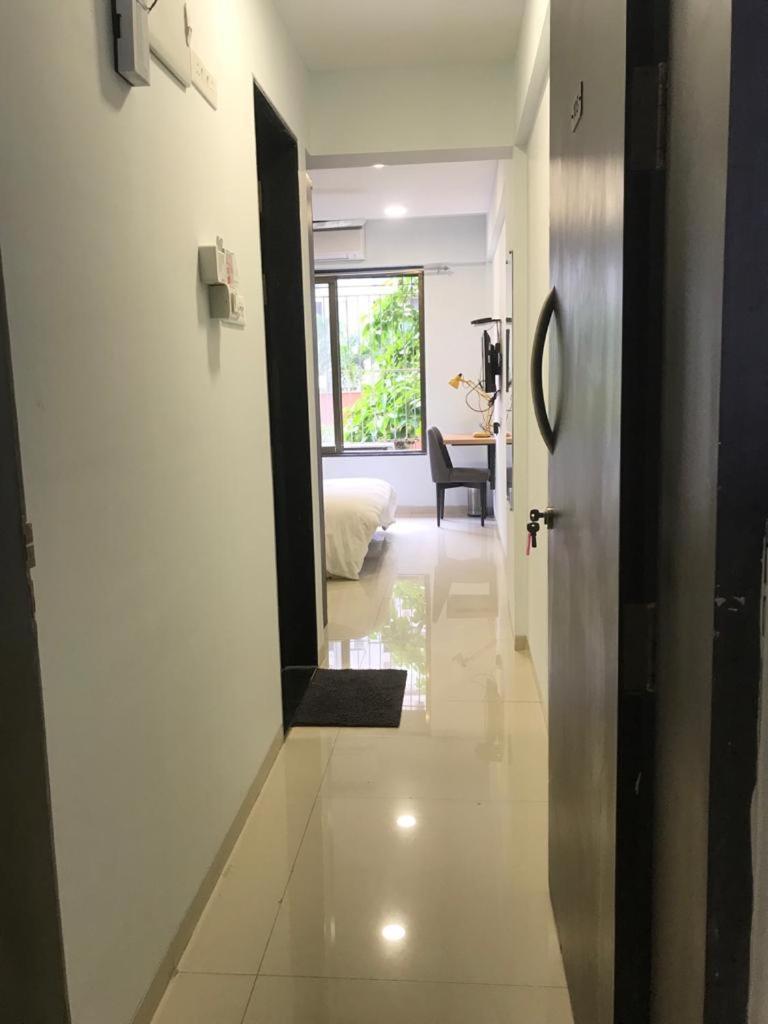 Hooliv 7 Avenues G Block Hotel Pune Eksteriør billede